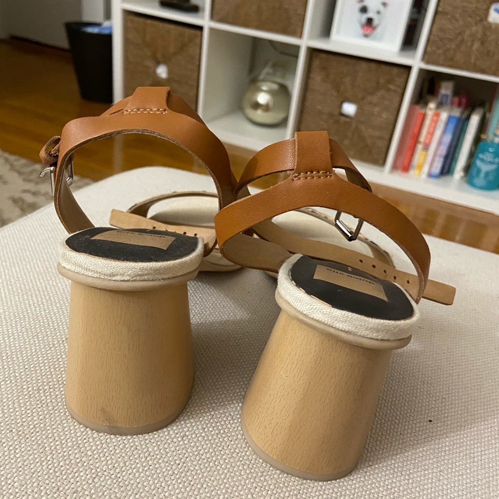 Heels - Picture 3 of 4